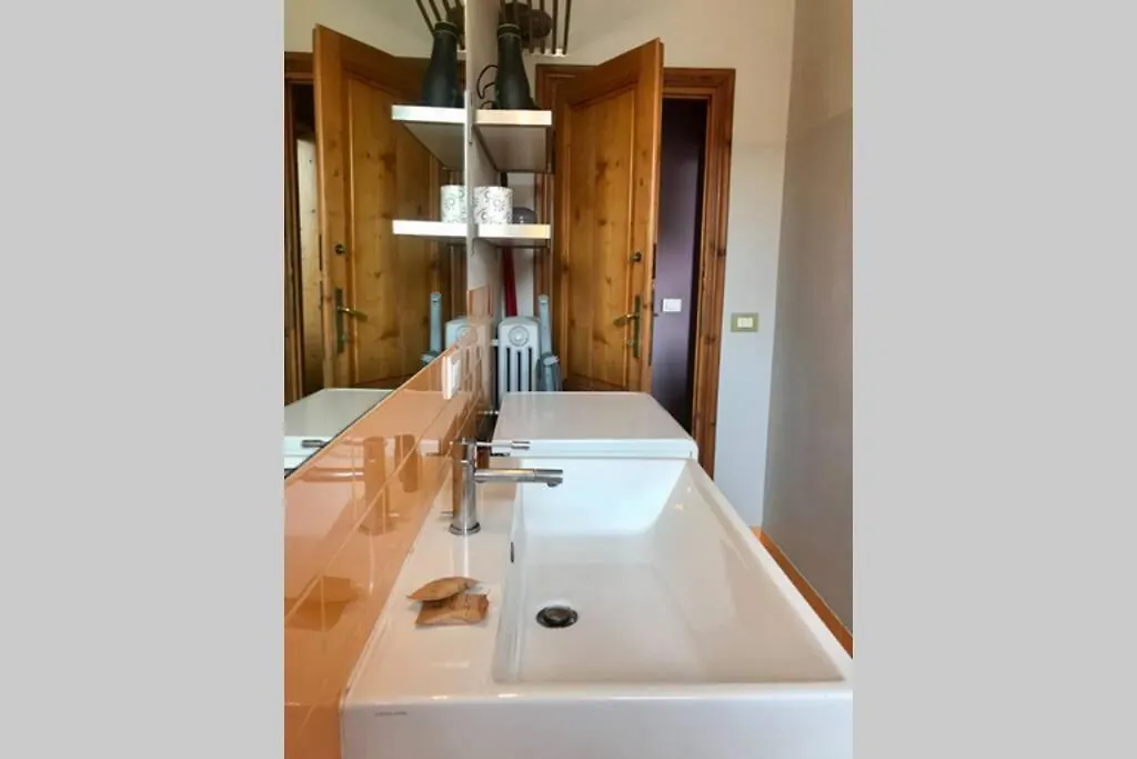 Apartment Sunny Top Floor In San Frediano Florence Italy